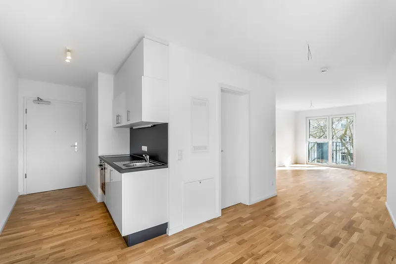 Mietrabatt - Unmöbliertes Studio mit EBK in Lichtenberg — photo 1